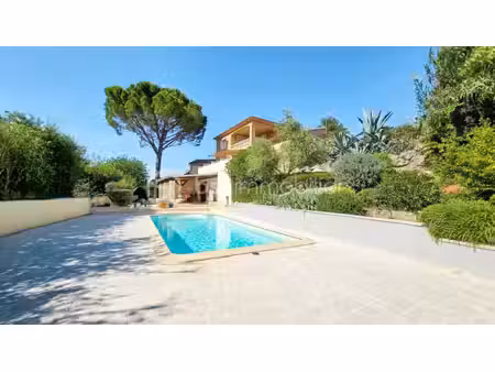 villa de 156 32 m² à bagnols-sur-ceze