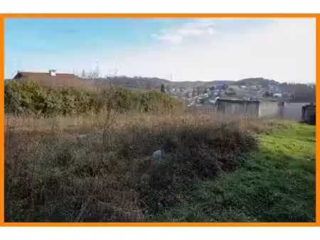 vente terrain 1395 m² montluel (01120)