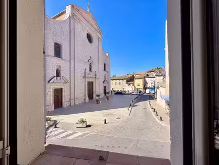 appartement t2 - coeur du village
