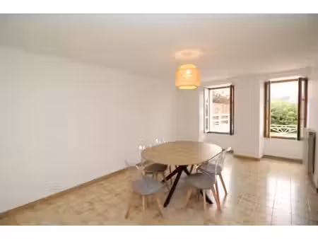 maison t4 meublee - saint joachim