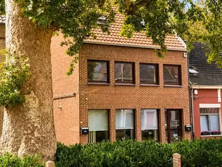 maison spacieuse avec 3 chambres et grande terrasse ensoleil