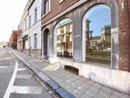 belle surface commerciale à namur