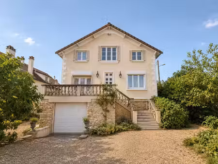 maison 6 pièces - 279 m²