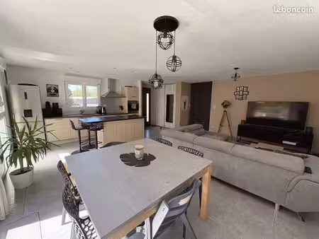 appartement 78m2+ place de parking + garage 15m2 avec électricité