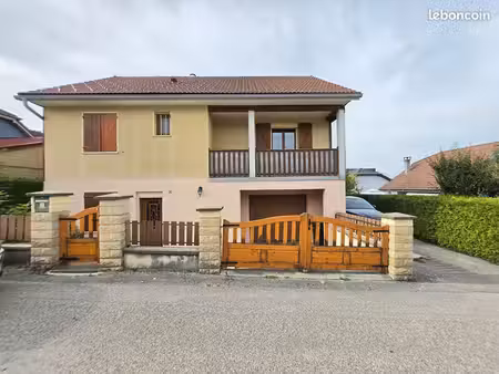 maison 5 pièces 90 m²