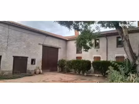 maison+ grange+four à pain+terrain