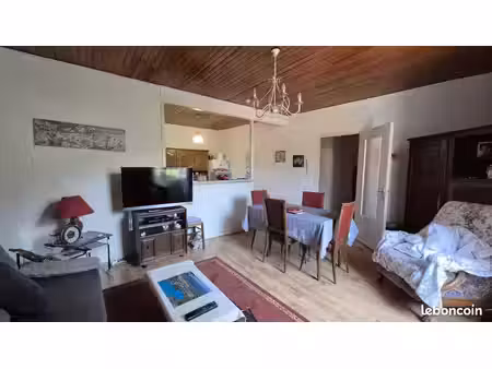 immeuble 8 pièces 225 m²
