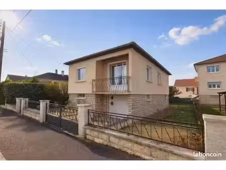 pavillon 4 pièces 81 m²