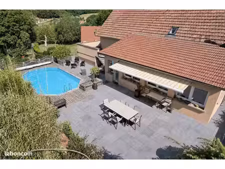 maison 5 pièces 165 m²
