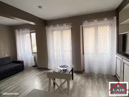 studio 1 pièce 25 m²