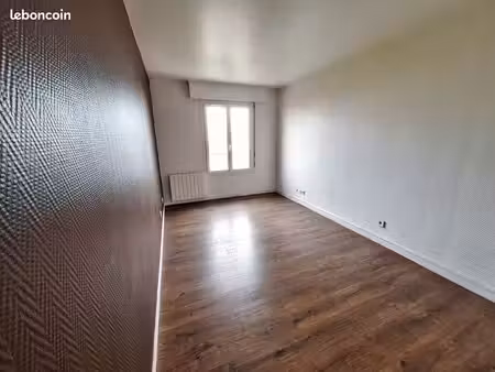 studio 1 pièce 19 m²