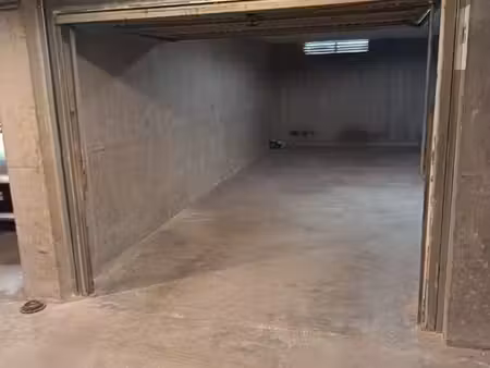 garage / box fermé