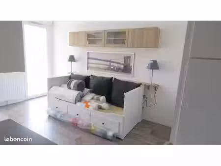 studio récent 27m² entièrement meublé et équipé