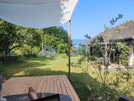 maison rénové de charme avec grand terrain