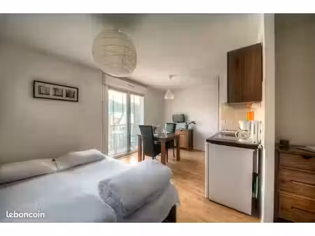 studio ou appartement meuble tout equiper a louer sur lourdes