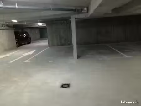 parking à louer en sous sol dans résidence sécurisée à pontault combault