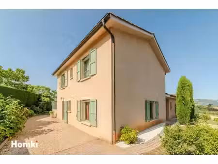superbe villa de 195 m2 avec piscine