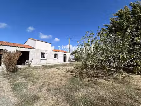 vente maison 5 pièces 130 m² à bouin (85230)  190 550 €