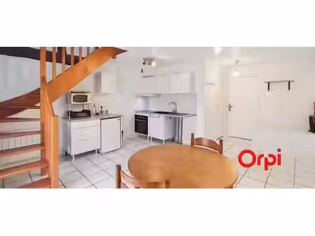location meublée duplex 2 pièces 30 m² à pont-sainte-maxence (60700)  650 €
