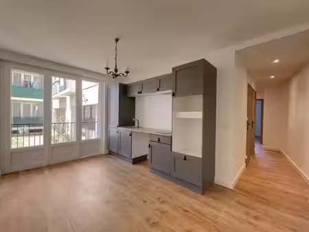appartement t3 58m2 tarbes avec garage refait a neuf