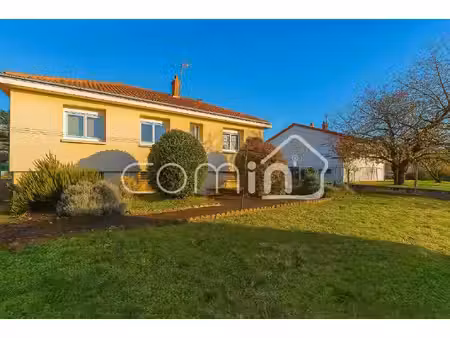 maison 5p. thouars