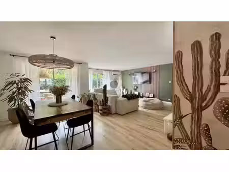 vente appartement 5 pièces 113 m² guilherand-granges (07500)
