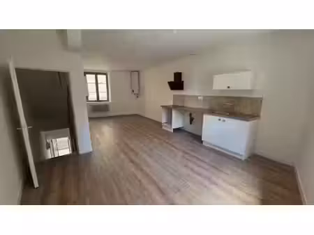 location appartement 3 pièces 57 m² à agde (34300)