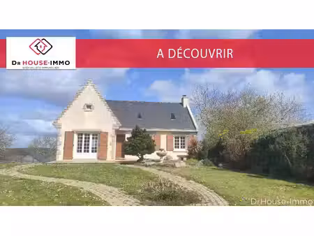 saint dolay bourg ------maison aux multiples possibles. a visiter.-------