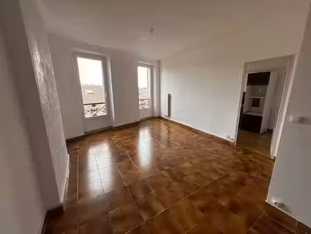 appartement type 2/3 à louer à marseille 13006