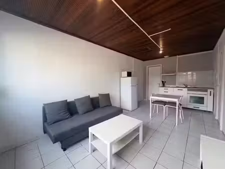 location meublée appartement 2 pièces 32 m² à maubeuge (59600)  455 €