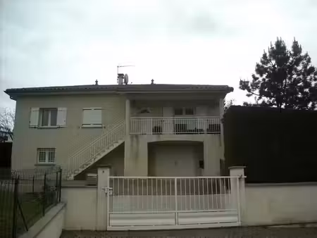 location maison 7 pièces 152.36 m² à saint-galmier (42330)  1 290 €