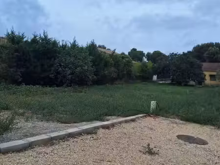 terrain 350 m² plan d orgon