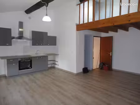 location t1 saint chamas