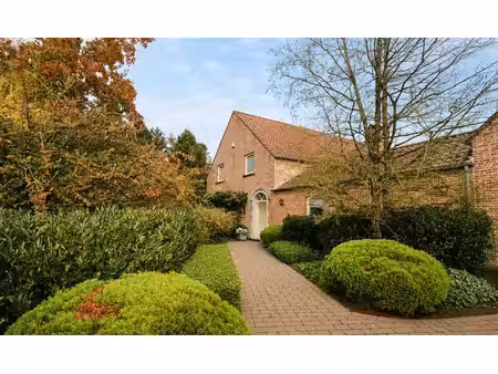 lasne – maransart – quartier calme – villa 5 chambres