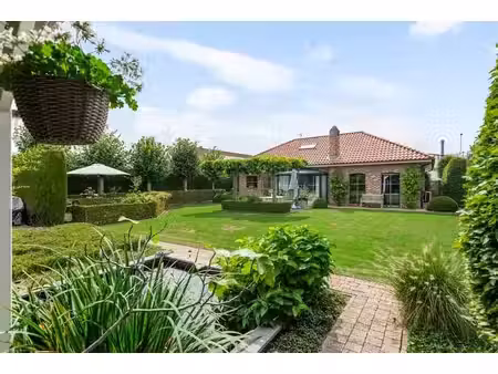instapklare laagbouwwoning met 3 slaapkamers & idyllische...