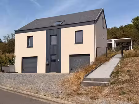 villa 4 façades dans un quartier calme