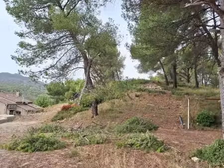 terrain 460 m² eyguieres