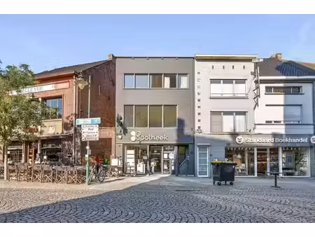 handelspand op zichtlocatie te huur in het hart van bornem