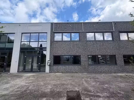 handelspand (336m²) te huur in geel