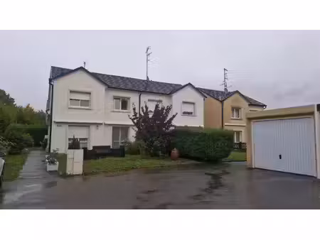maison jumelée à louer