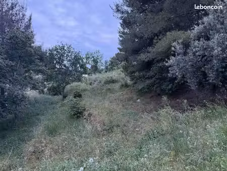 terrain 2 087 m² roquevaire