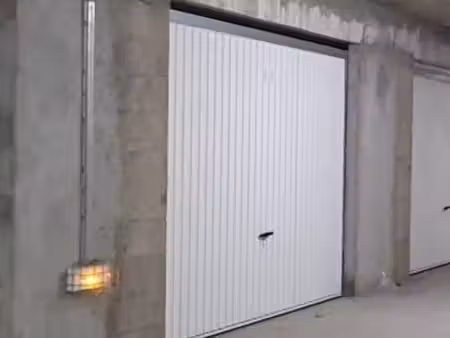 garage double fermé
