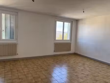 appartement t4 bis + garage