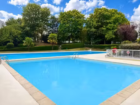 a vendre - marly-le-roi – 3 pièces – 65 m² – 2 chambres – balcon – parking – cave – piscin