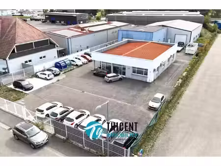 local d'activité avec bureaux de 952 m²