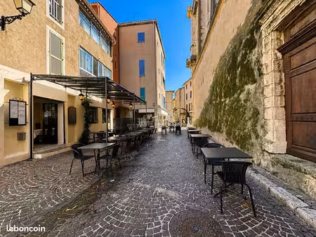 local 80 m² martigues
