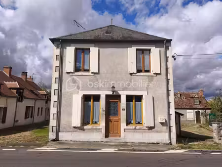 charmante maison de village en pierre de 85m² et son jardin ensoleillé