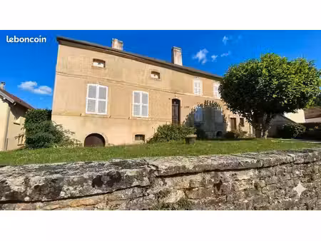 maison 10 pièces 200 m²