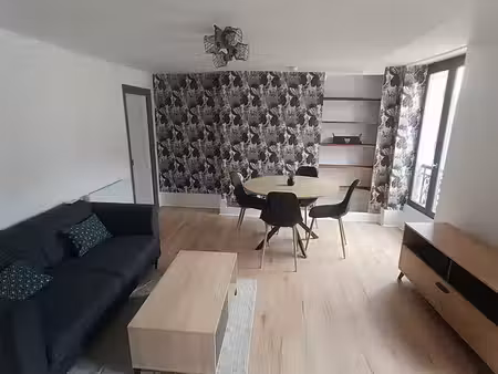 à louer – duplex meublé 2 chambres – centre-ville auxonne