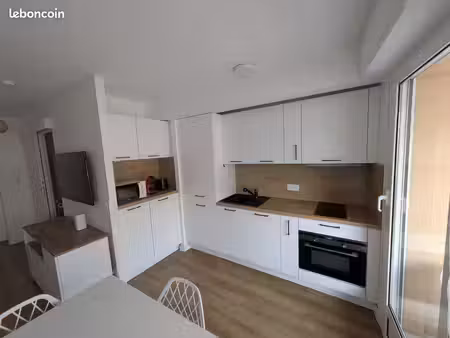 studio 28 m² rénové meublé – carnolès – tout compris – 1 200